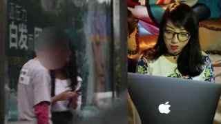 国产整蛊在线播放,在线播放笑料横生，揭秘整蛊高手们的欢乐秘籍